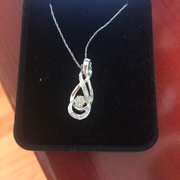 Kay Jewelers Infinity Necklace - Picture 2 of 2